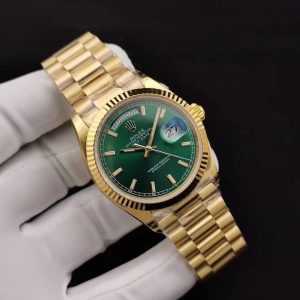 Rolex replika saat